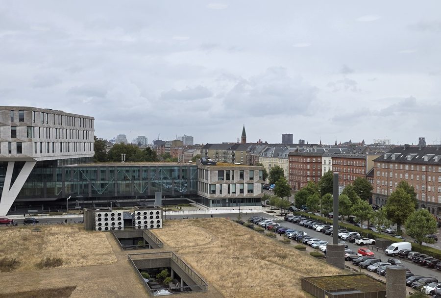 Grå himmel over Østerbro